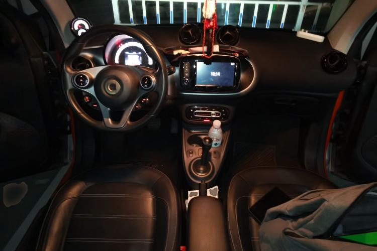 Used smart fortwo 2016 0.9T 66kW Hardtop Pioneer Edition