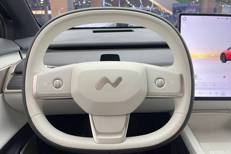 Used ONVO L60 2024 60 kWh Rear-Drive Version