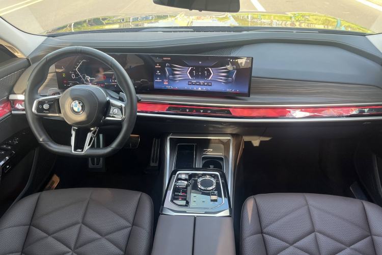 Used BMW 7 Series 2023 735Li M Sport Package