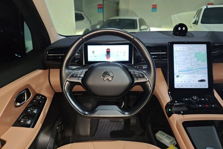 Used Nio ES8 2018 355 km Base Version 6-Seater Edition Steering Wheel