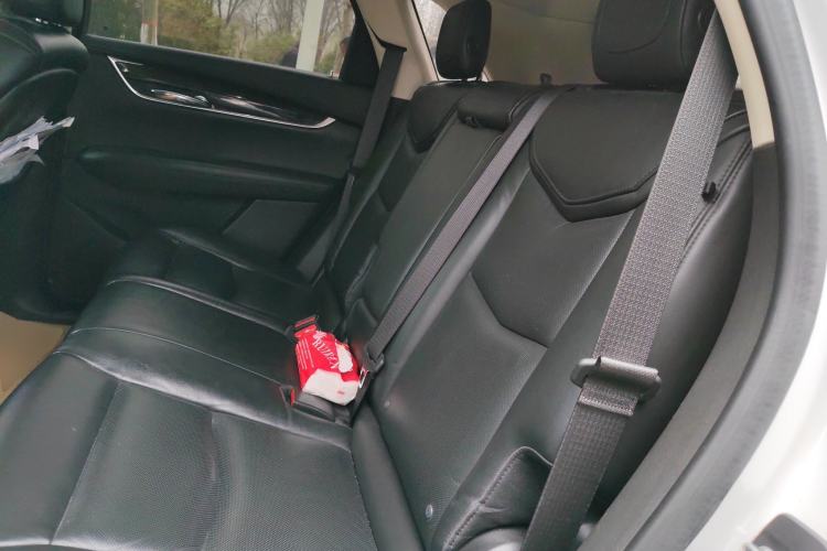 Used Cadillac XT5 2018 25T Luxury Model
