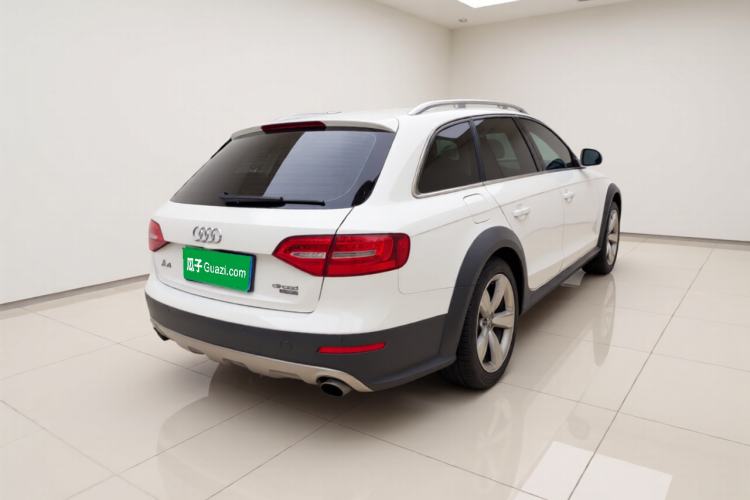 Used Audi A4 2014 40 TFSI allroad quattro plus version