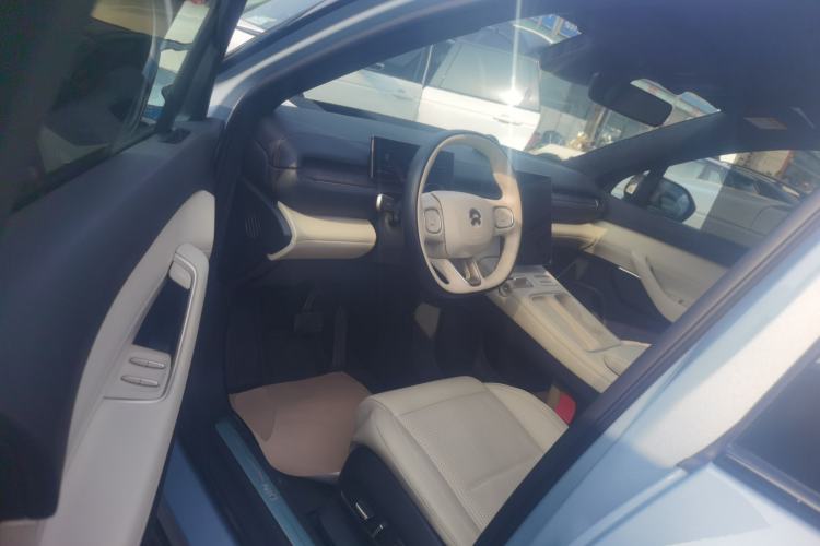 Used Nio ES6 2023 75 kWh Driver Seat