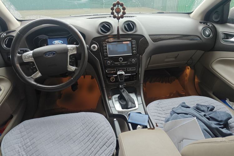 Used Ford Mondeo 2011 2.3L Luxury Model
