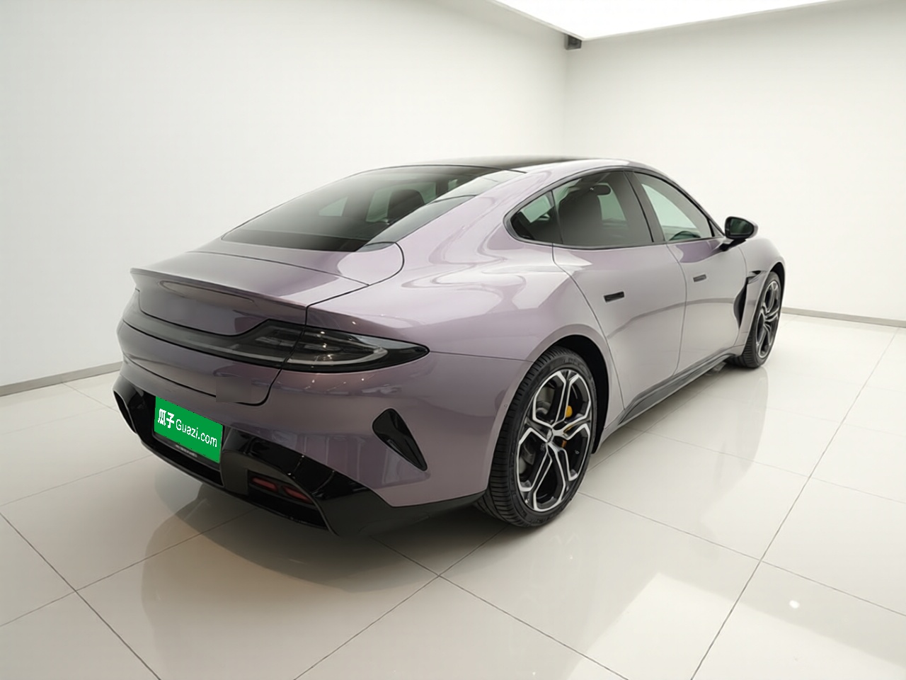 Xiaomi Auto SU7 2024 Rear-Drive Ultra-Long Range Advanced Pro-Level Intelligent Driving Version — снимка 6
