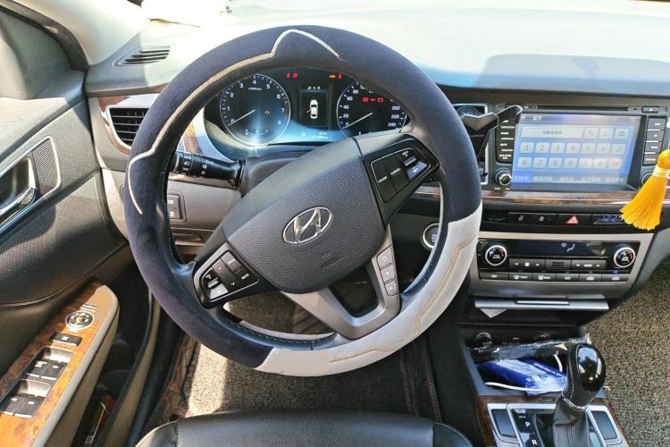 Used Hyundai Mistra 2014 1.8L Automatic Deluxe DLX Model Steering Wheel