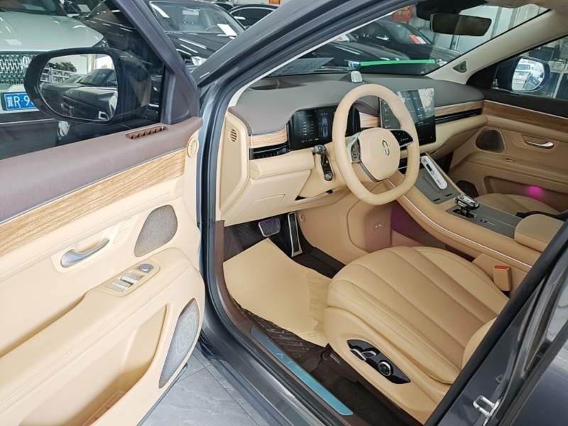 Used Hima AITO M7 2024 1.5T Intelligent Driving 4WD Max Edition 5 Seats — 15
