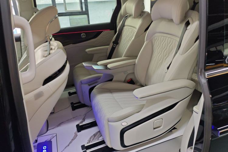 Used FORTHING Xinghai V9 2024 1.5TD 200km Qingyunti Series Flagship Edition Left Rear Seat