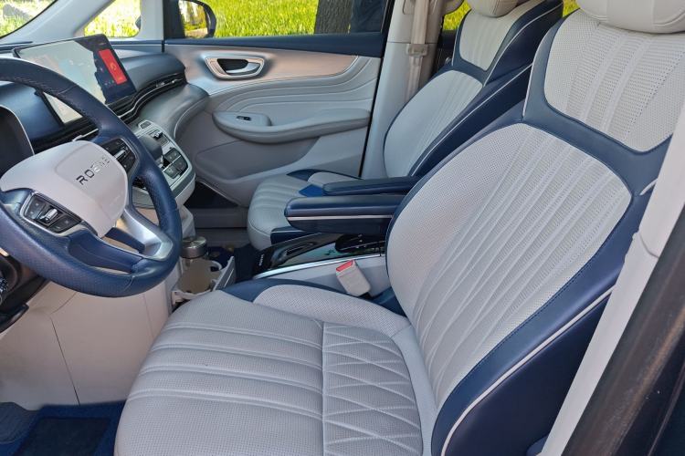 Used Roewe iMAX8 2021 400TGI Supreme Series Prestige Edition
