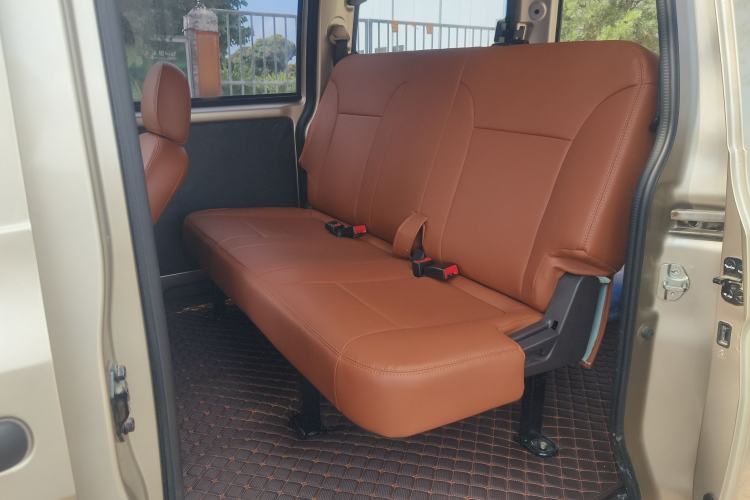 Used Wuling Hongguang V 2022 1.5L Jingqu Version Hydraulic Power Steering LAR