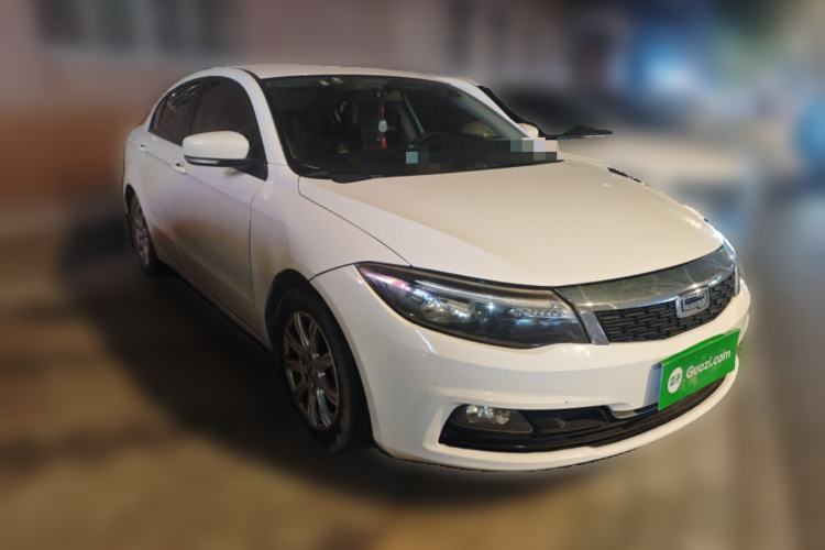 Used Qoros 3 2018 Sedan 1.6L Automatic Leading Model Front Right 45 Deg