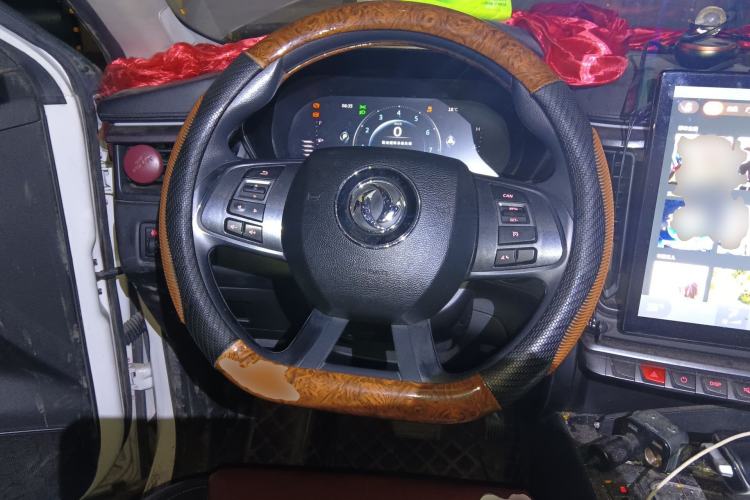 Used FORTHING T5 2020 1.5T Automatic Luxury Model China VI Standard Steering Wheel