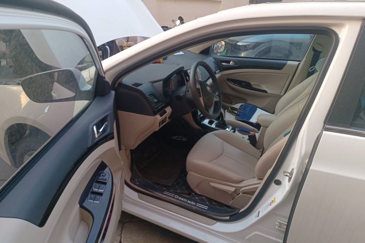 Used BYD e5 2017 300 Prestige Edition Driver Seat