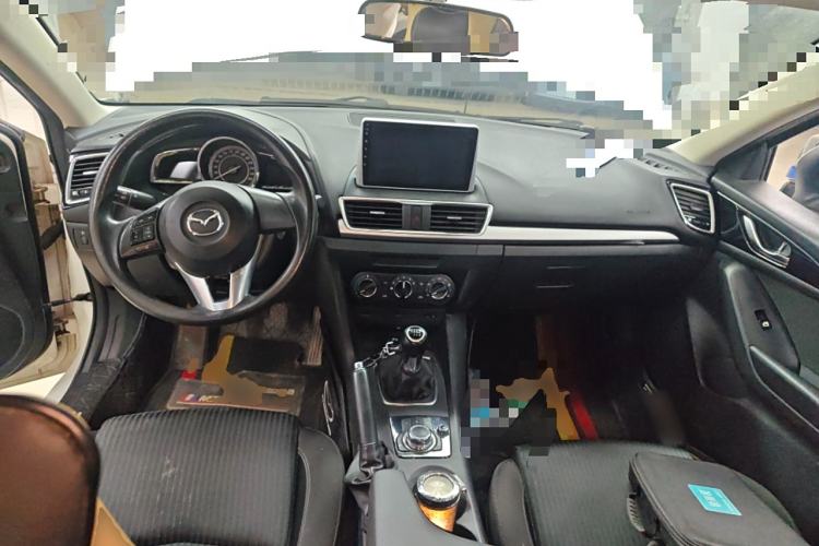 Used Mazda 3 Axela 2014 Sedan 1.5L Manual Comfort Model