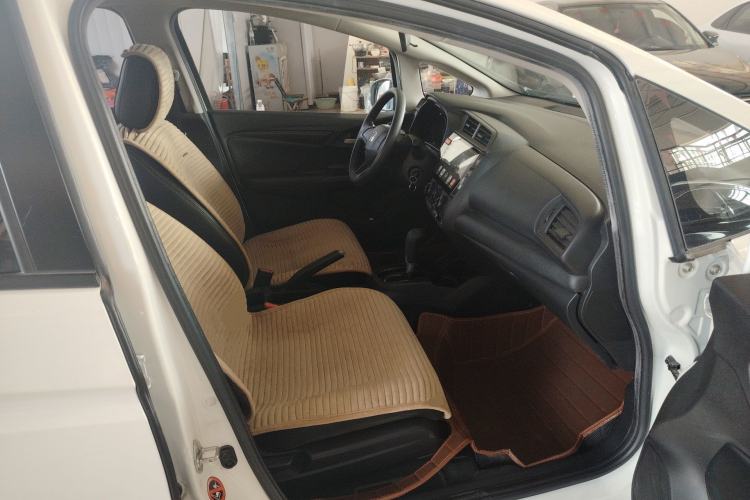 Used Honda Fit 2016 1.5L LXS CVT Comfort Sunroof Version
