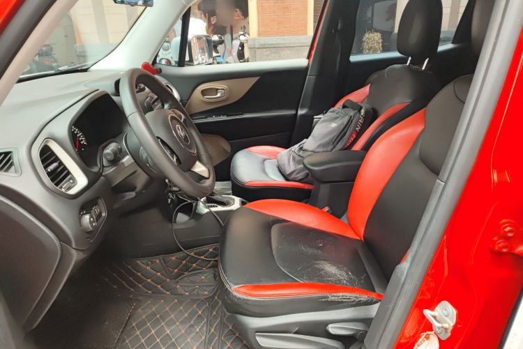 Used Jeep Renegade 2016 1.4T Automatic High-Energy Version
