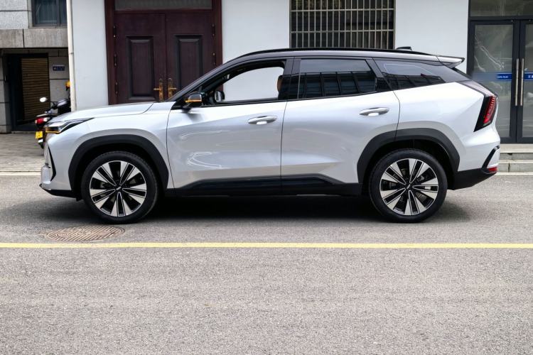 Used Geely Auto FX11 2025 4th Generation 1.5TD DCT Jinxiu
