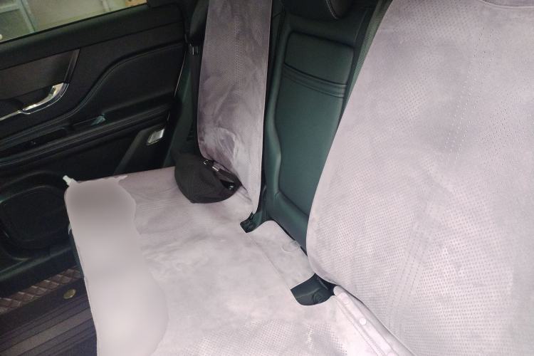 Used Lincoln Corsair 2024 2.0T Two-Wheel Drive Deluxe Edition Left Rear Seat