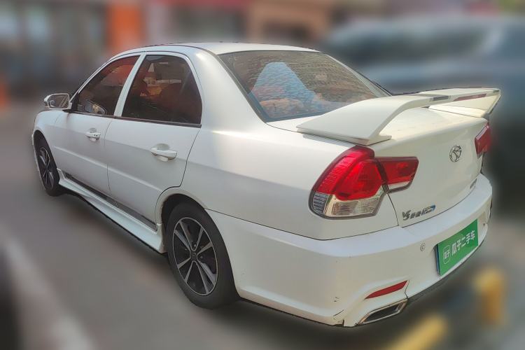 Used Soueast V3 Lingyue 2015 1.5L Manual Style Edition
