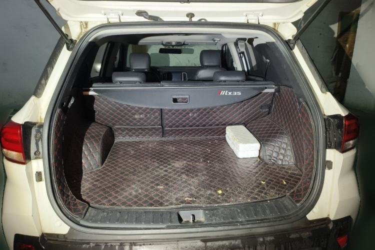 Used Hyundai ix35 2019 2.0L Automatic 2WD Zhiyong·Changxiang Edition China V Standard Trunk