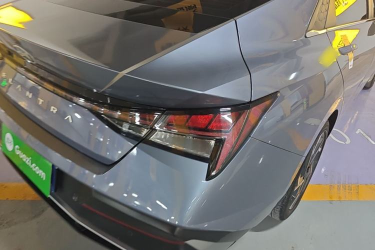 Used Hyundai Elantra 2023 1.5L CVT LUX Prestige Edition