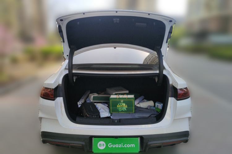 Used BYD Qin L 2025 DM-i Smart Drive 120KM Leading Model
