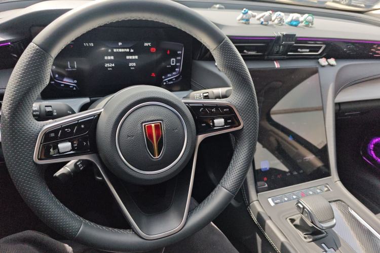 Used Hongqi H5 2025 1.5T DCT Qiyun 500 000th Unit Commemorative Edition Center Console