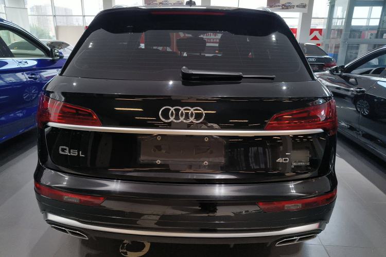 Used Audi Q5L 2022 40T Luxury Dynamic Model
