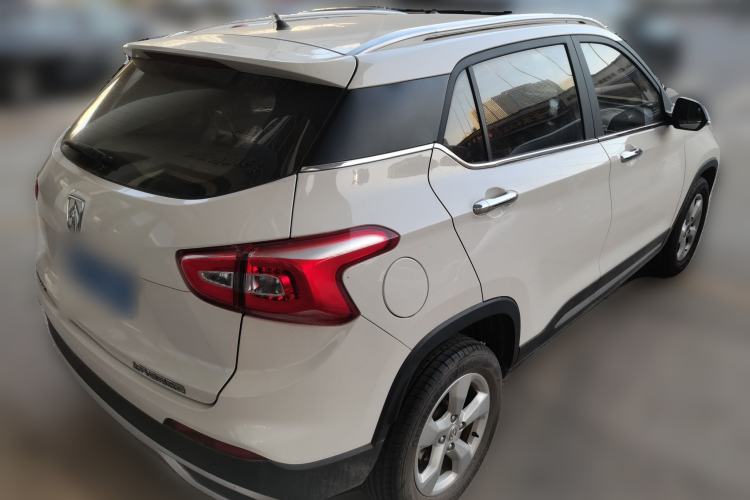 Used Baojun 510 2017 1.5L Manual Fashion Model
