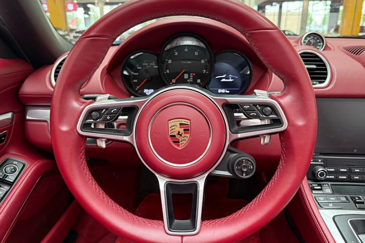 Used Porsche 718 2018 Boxster 2.0T
