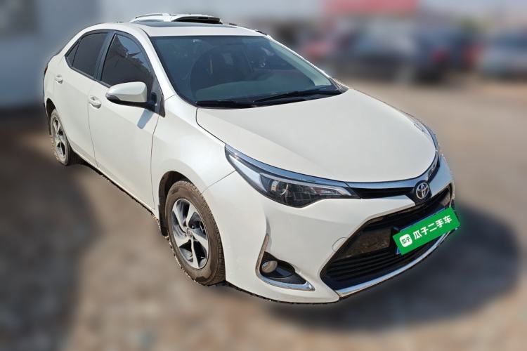 Used Toyota Levin 2017 Revised 185T CVT Elite Edition China V Standard Front Right 45 Deg