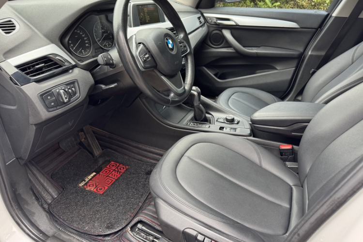 Used BMW X1 2018 sDrive18Li Fashion Model Interior 2