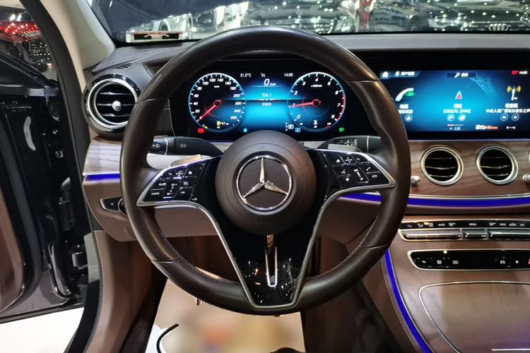 Used Mercedes-Benz E-Class 2022 Revised Version E 300 L Fashion Edition Steering Wheel