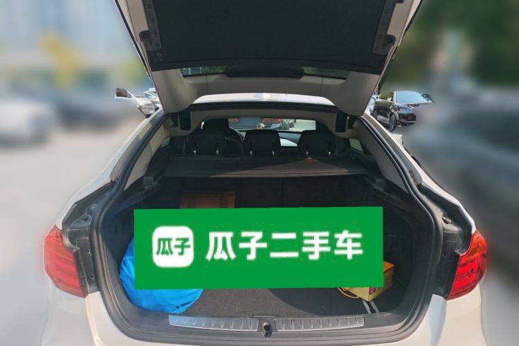 Used BMW 3 Series GT 2016 320i Fashion Model
