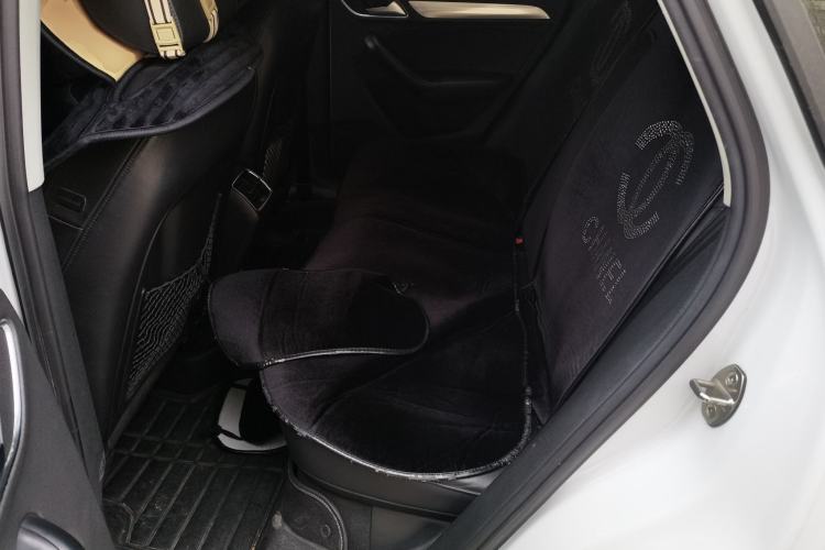 Used Audi Q3 2015 35 TFSI Comfort Model Left Rear Seat