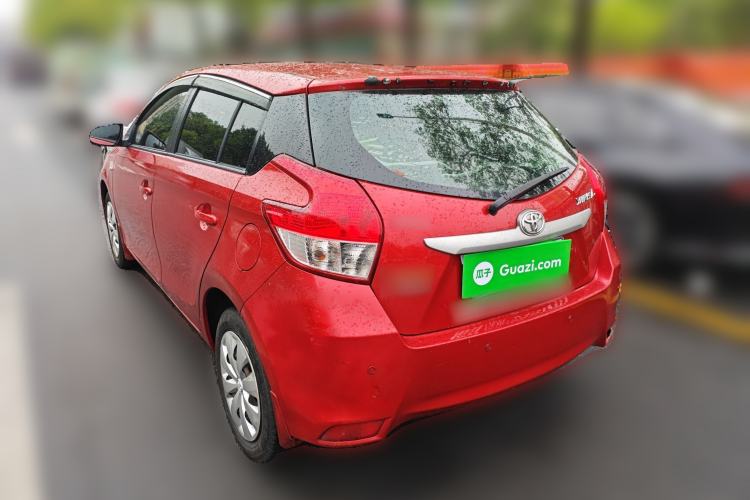 Used Toyota YARiS L Zhi Xuan 2015 1.5E Automatic Charm Edition
