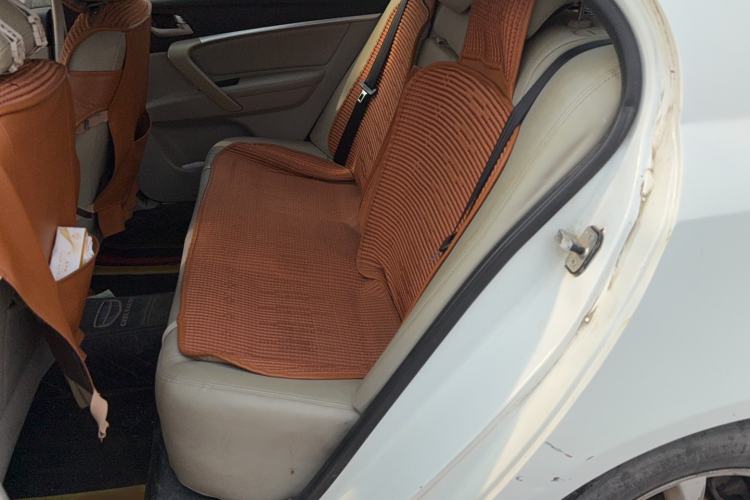 Used Geely Auto Emgrand 2014 Sedan 1.5L Manual Fashion Edition
