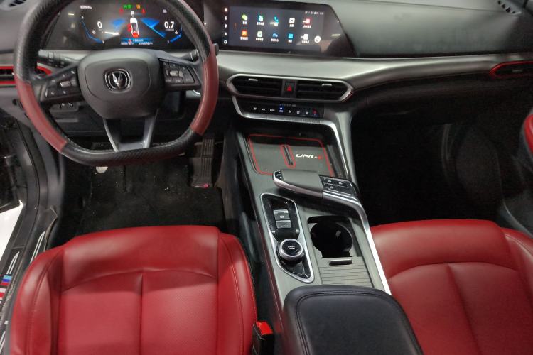 Used Changan UNI-T 2020 1.5T Prestige Version
