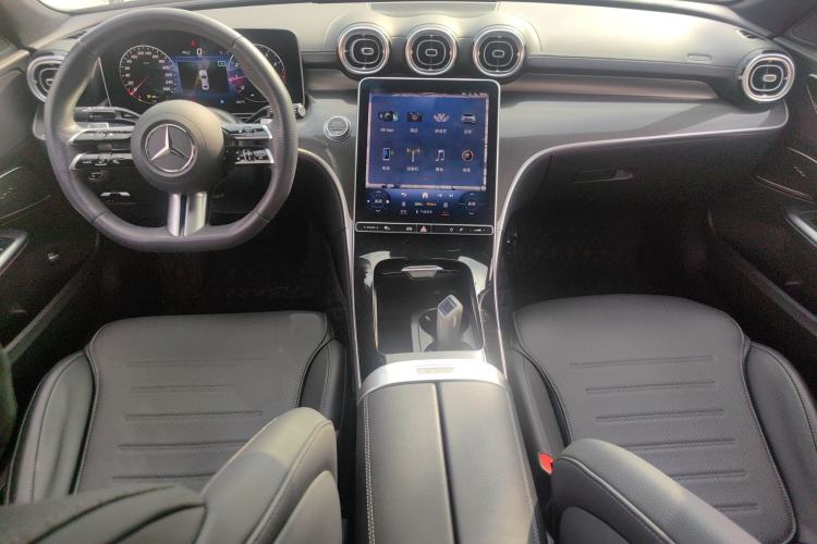 Used Mercedes-Benz C-Class 2023 Restyled C 260 L Sport Edition Center Console