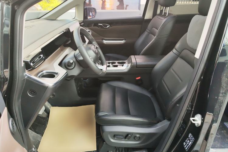 Used GAC Trumpchi E8 2024 Honor Series 2.0L Honor Edition Left Front Seat