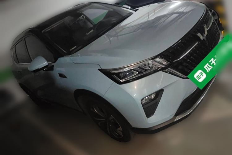 Used Wuling Asta 2021 1.5T CVT Star曜 Edition Front Right 45 Deg