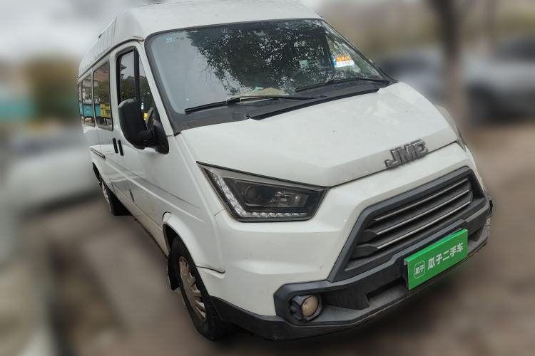 Used JMC Transit 2019 2.8T Commercial Version Long Wheelbase Mid-Roof 6-Seater Rear Single Tire China VI Emission Standard – JX493 Front Right 45 Deg