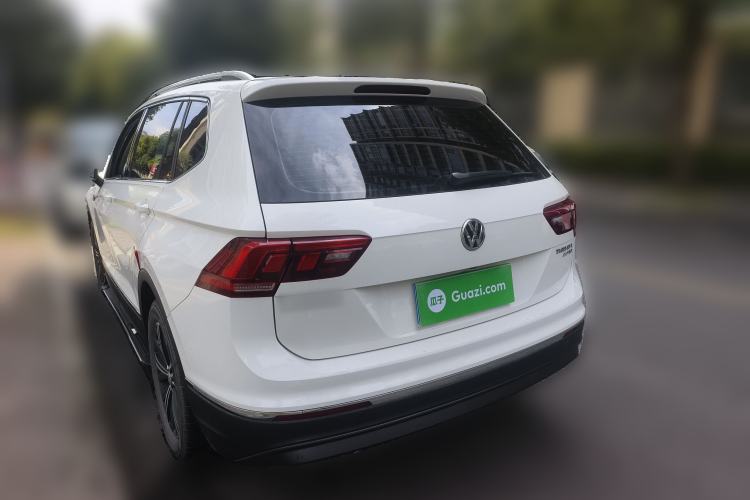 Used Volkswagen Tiguan L 2019 330TSI Automatic Two-Wheel Drive Panoramic Comfort Edition China VI Standard