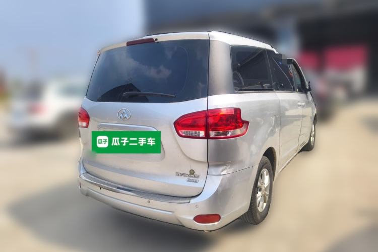 Used SAIC MAXUS G10 2015 2.0T Automatic Anniversary Edition
