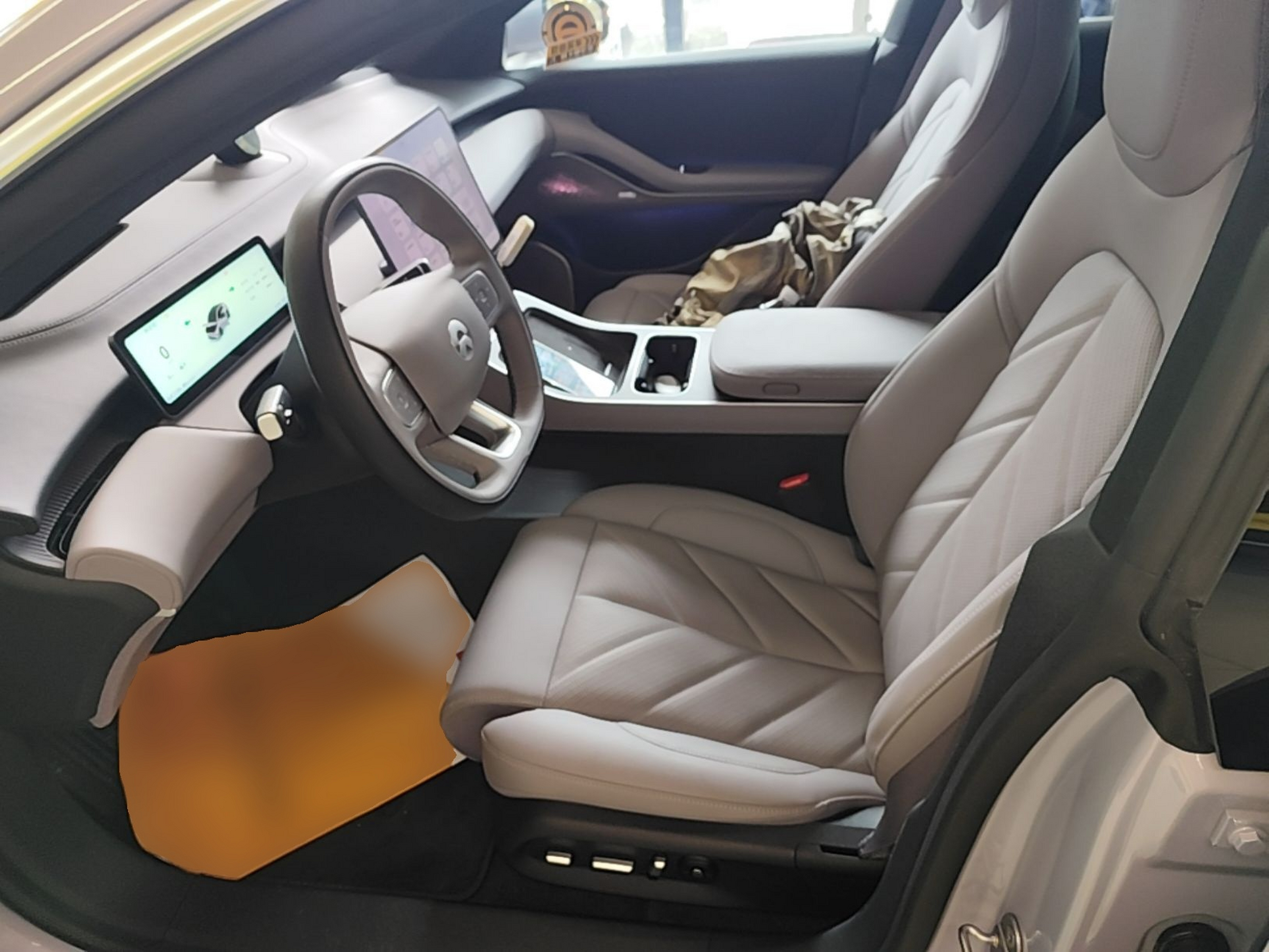 Interior delantero