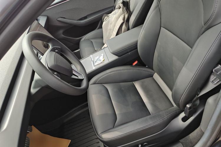 Used Tesla Model 3 2023 Rear-Wheel-Drive Version Left Front Seat