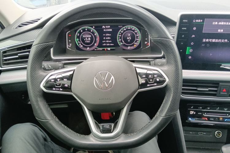 Used Volkswagen Tiguan L 2022 330TSI Automatic Two-Wheel Drive R-Line Flagship Edition Steering Wheel