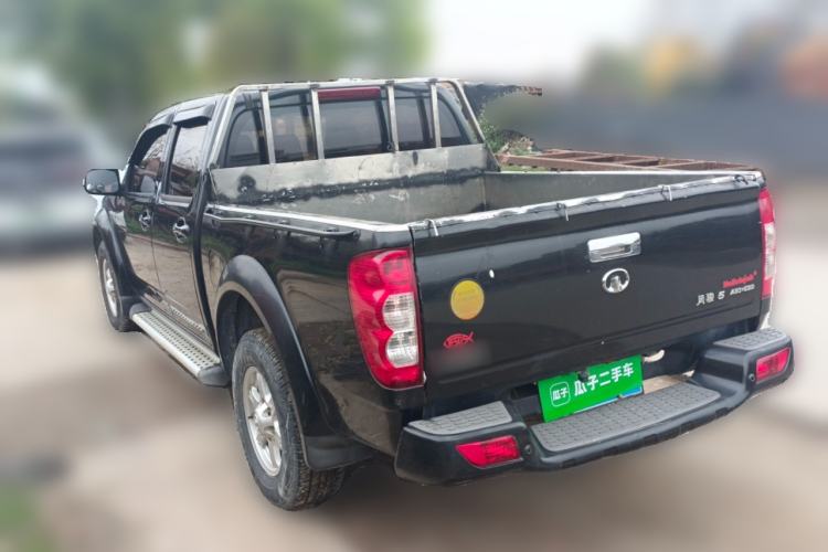 Used Great Wall Wingle 5 2017 2.0T European Version Diesel Two-Wheel Drive Elite Plus Big Double-Cab GW4D20D
