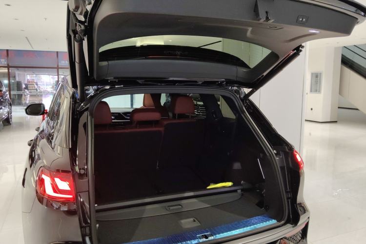 Used Audi Q6 2024 45 TFSI quattro Black Warrior Edition 7 Seats