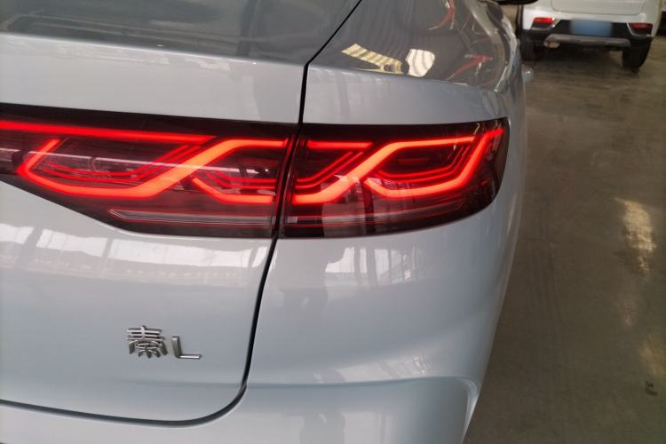 Used BYD Qin L 2024 DM-i 80KM Leading Model Exterior 3